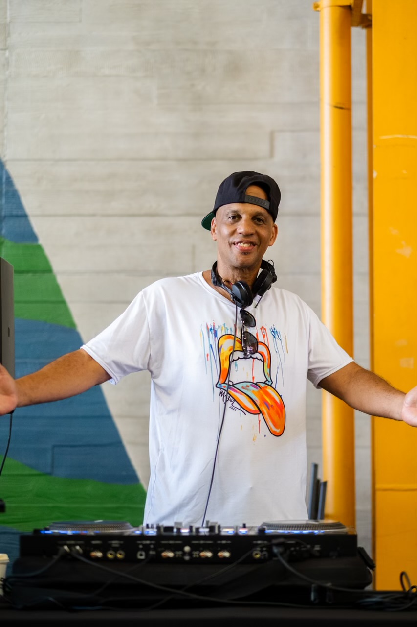 Honolulu_DJ_leanski